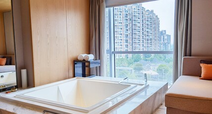 Crowne Plaza Chengdu Wenjiang Room Type - 1 Bedroom Suite