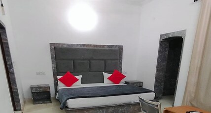 Hotel Moon Light Room Type - Standard Room