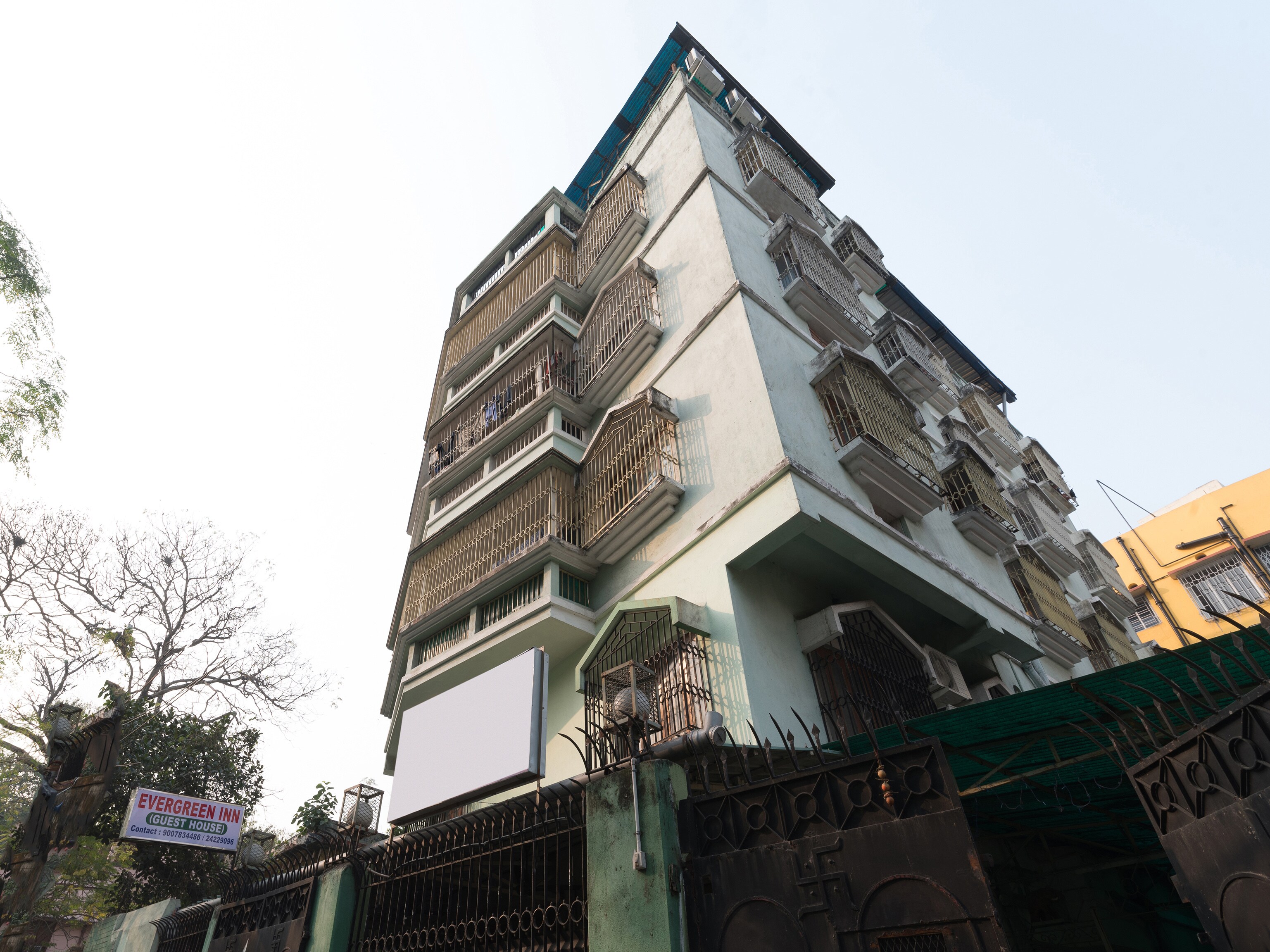 Sunil Enterprise Guest House, Sec 2 CL-192 - Tap to explore photos