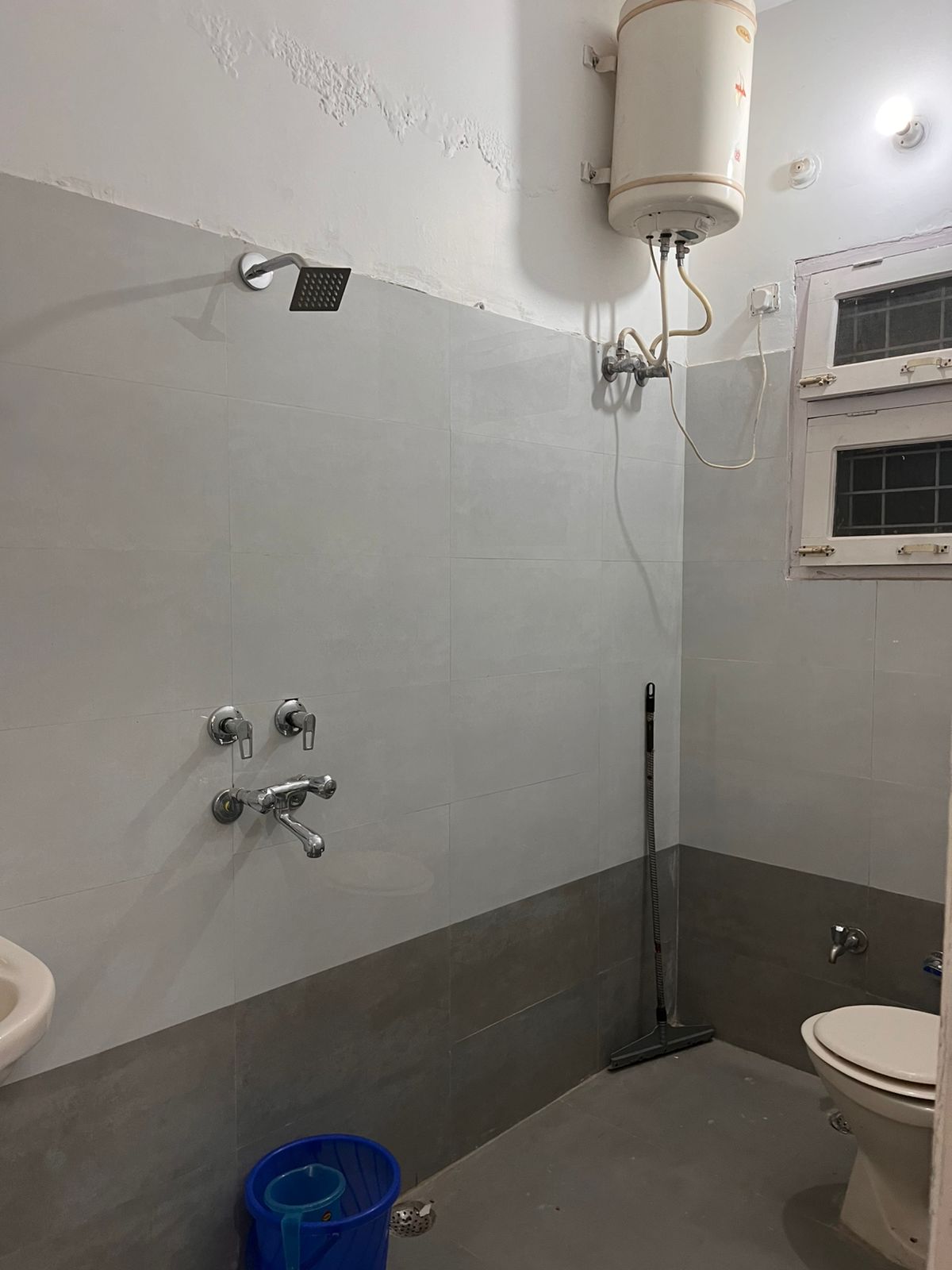 DiV Cozy Rooms 2bhk - Tap to explore photos