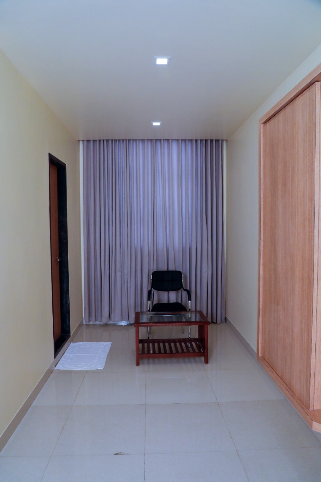 ATITHI DELUXE ROOMS - Tap to explore photos
