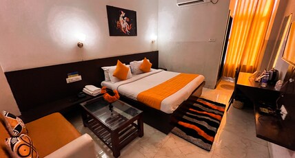 Kasturi hotel and Restaurant Room Type - SUPER DELUXE DOUBLE BED ROOM