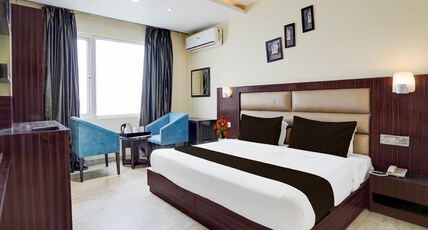Super Collection O Railway Station Dehradun Formerly Hotel Narula Room Type - Super Deluxe Room Super Collection O Railway Station Dehradun Formerly Hotel Narula Room Type - Super Deluxe Room