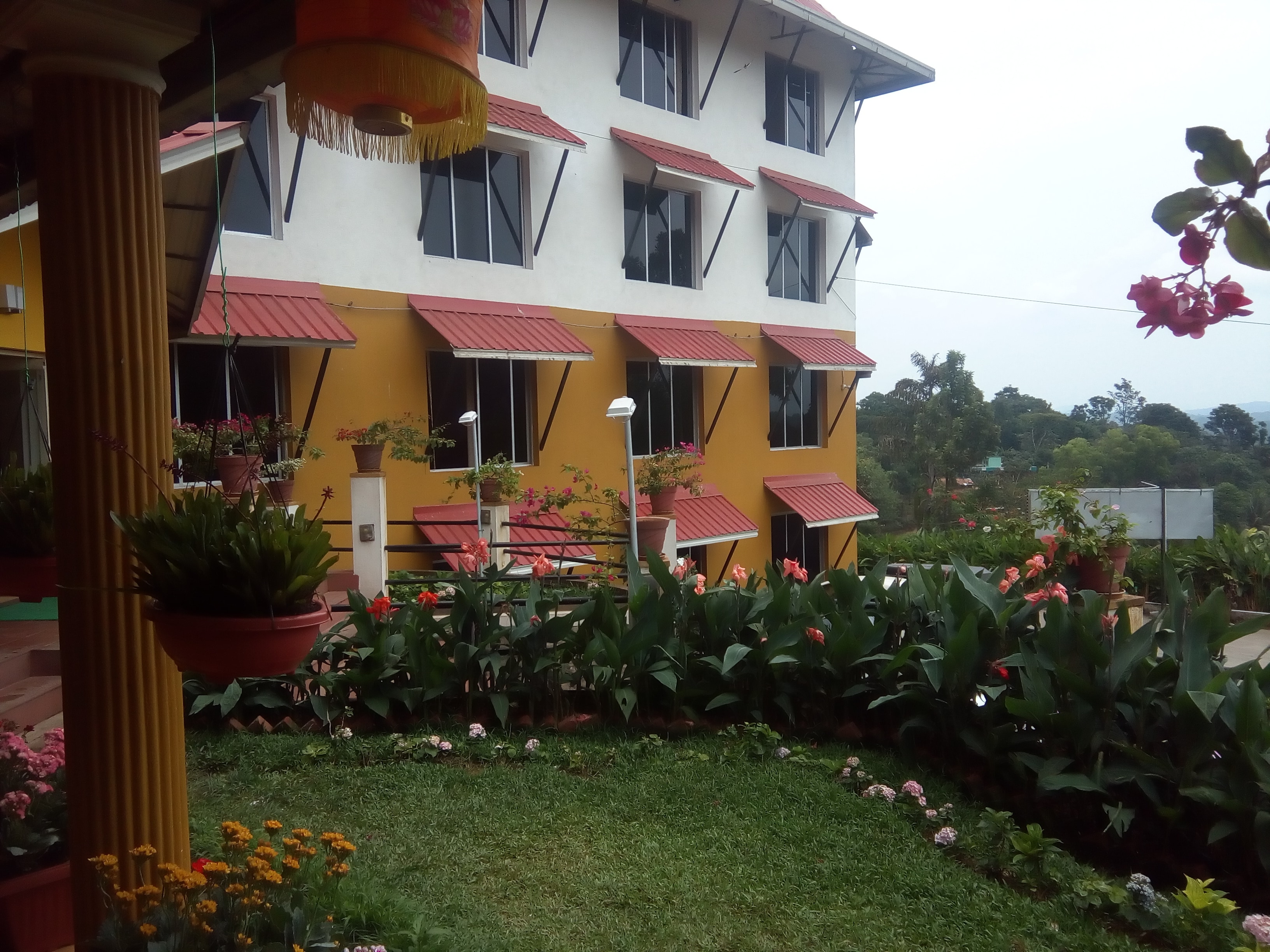 Sri Venkateshwara Residency - Tap to explore photos