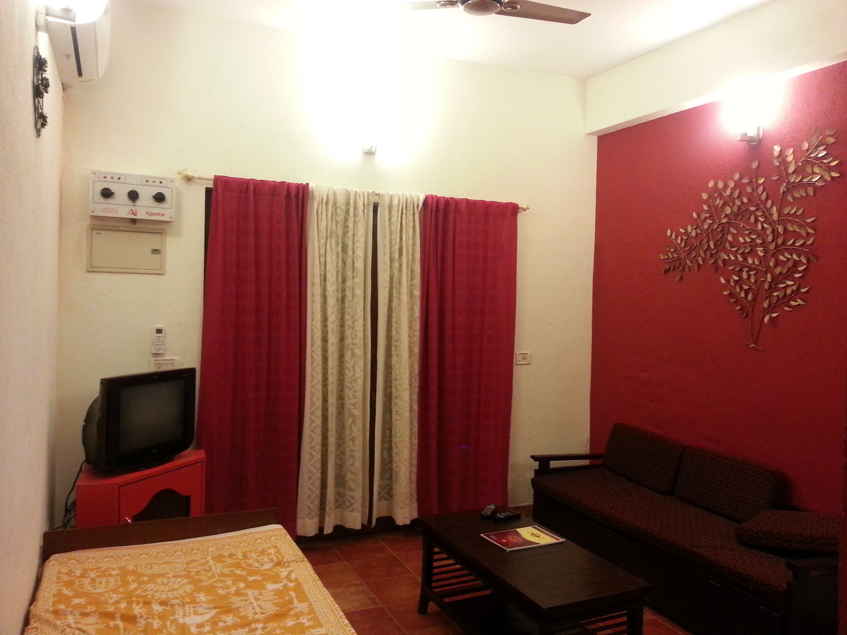 Smiley Holiday Apartments at Calangute - Tap to explore photos