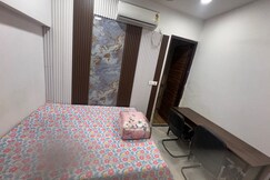 Females Only  clean   decent Room in a 3bhk flat