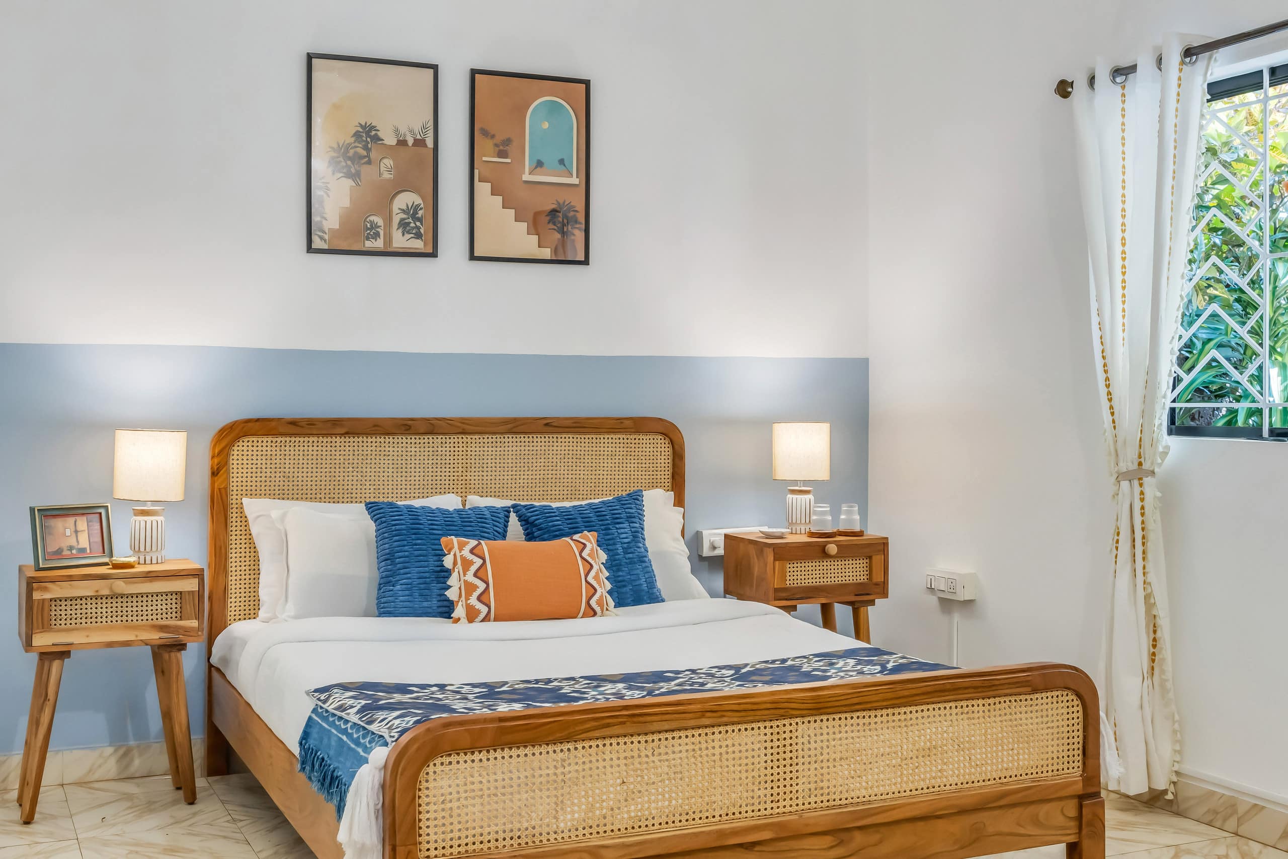 Assagao Hideaway Modern 2BHK AC Free Parking - Tap to explore photos