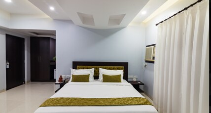 Hotel Vaibhav Room Type - Suite Room