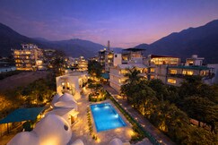 Yogamu Wellness Resort Tapovan