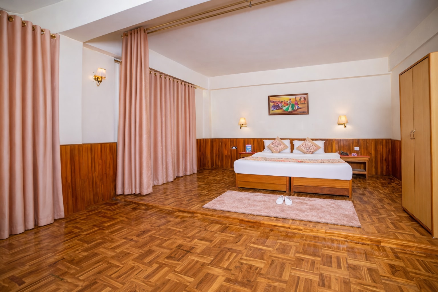 Sparrow Chiminda A-Heritage Hotel Middle Pelling - Tap to explore photos