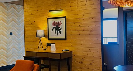 Vivanta Sikkim, Pakyong Room Type - Deluxe Suite Valley View