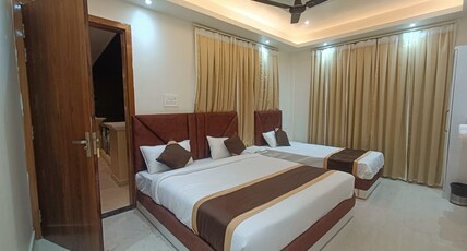 The Krishna Hotel Room Type - Deluxe Room