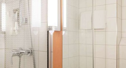 Ibis Schiphol Amsterdam Airport Room Type - Room with twin beds