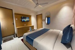 Address of Collection O Prahlad Nagar Road Formerly Hotel Aura Inn