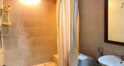 Hotel O I.villa Inn Room Type - Saver Triple