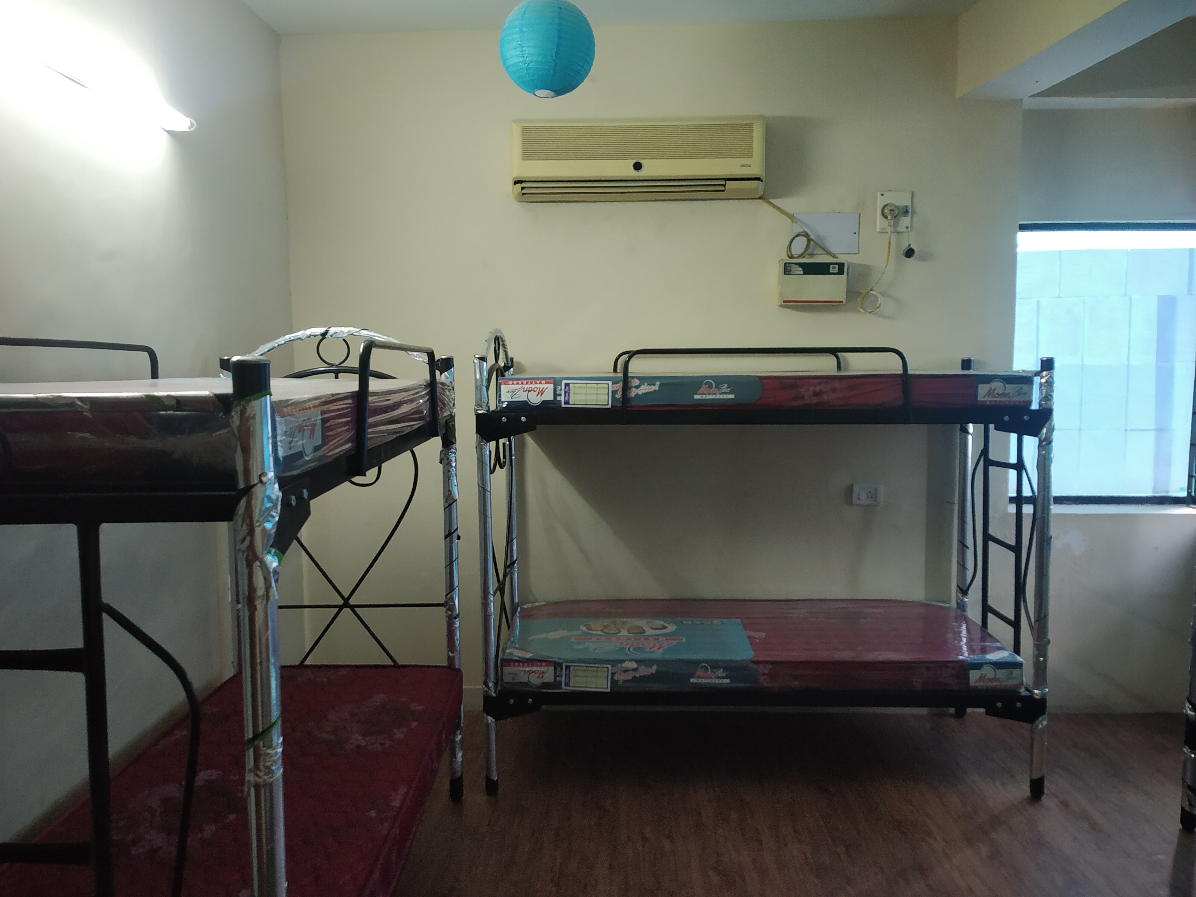 Blueberry Mens Hostel, Virugambakkam - Tap to explore photos