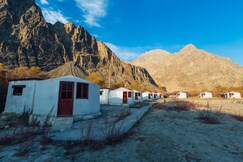 Hunder Sarai - A Luxury Camp