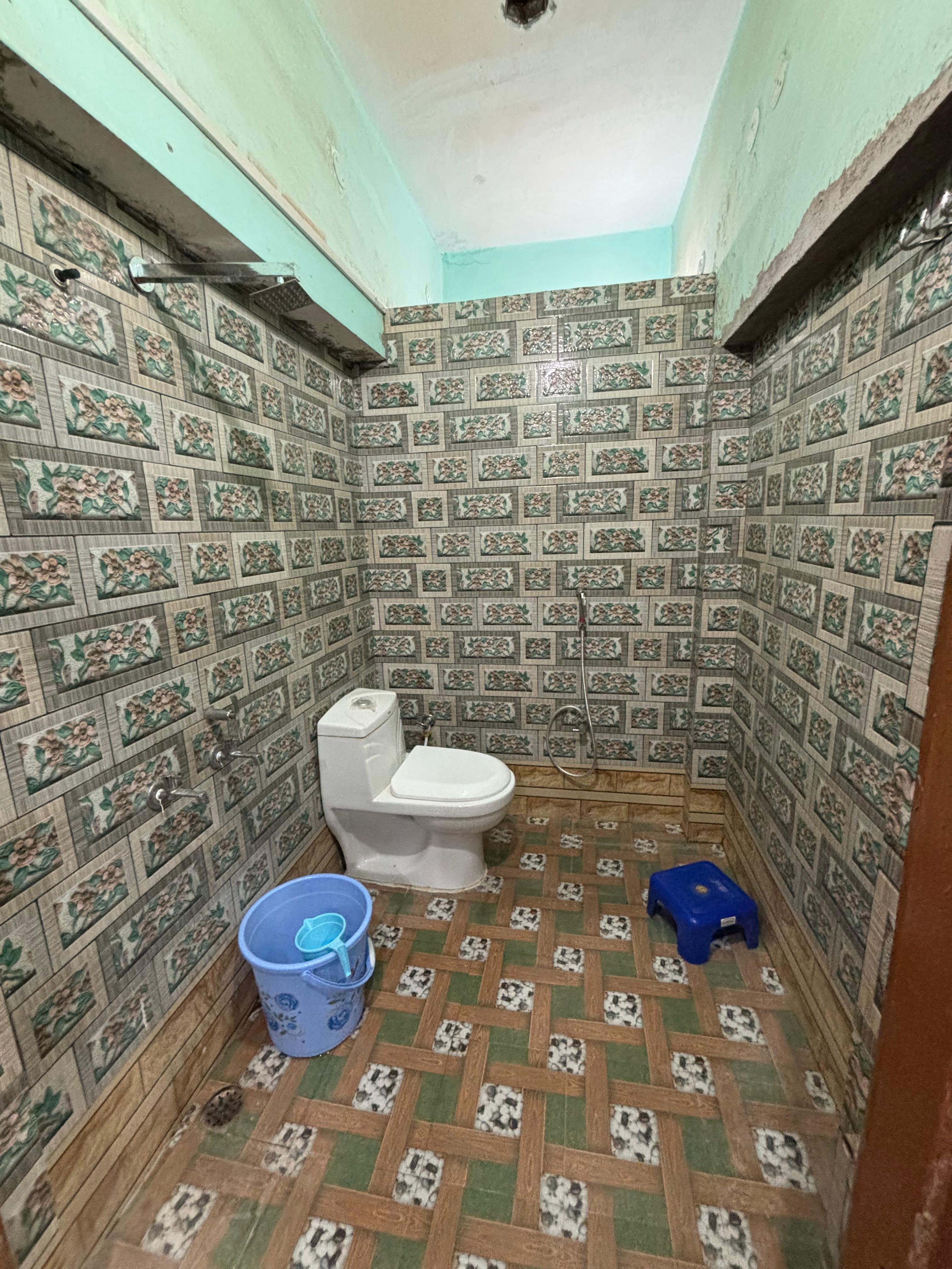 Divy Stays | 200m from Rampath - Tap to explore photos