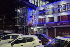 SNOW INN Guest House