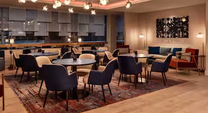 Hilton Vienna Park Room Type - KING EXECUTIVE ROOM