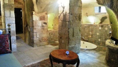 Dere Suites Hotel Room Type - Honeymoon Cave Suite