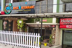 Oasis Hotel and Restaurant