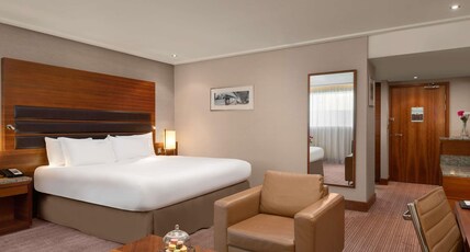Sofitel London Heathrow Hotel Room Type - Family Room
