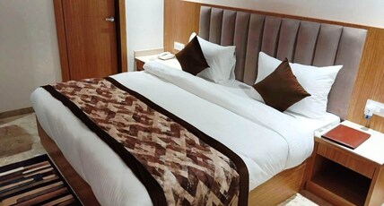 Country Green Room Type - Deluxe Room