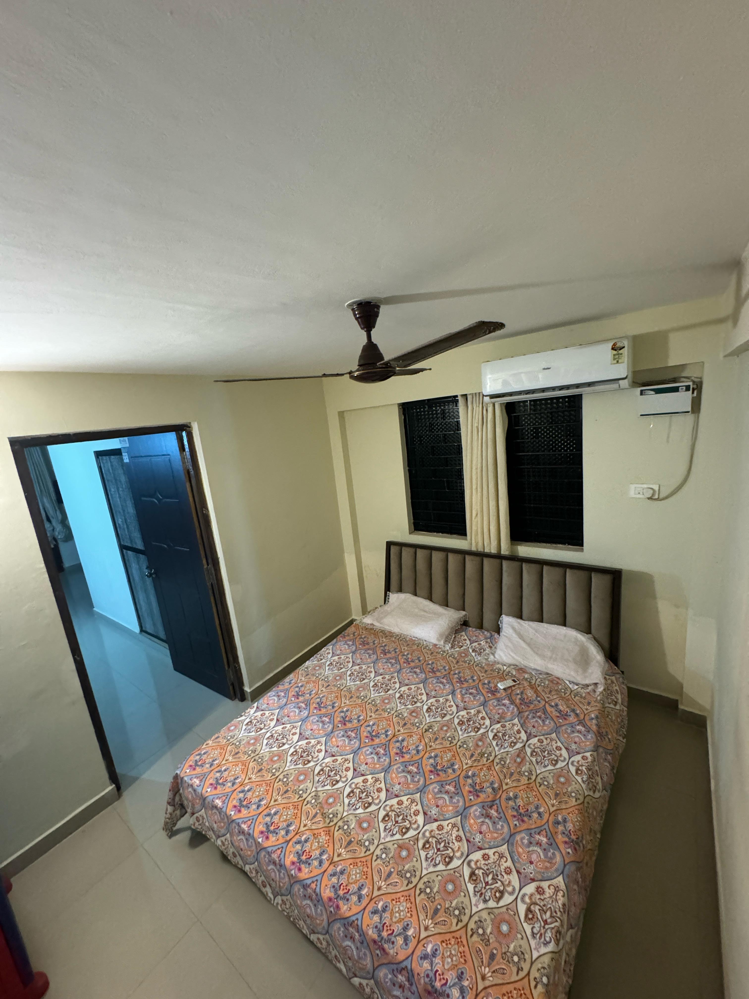 Velankanni Homestay - Tap to explore photos