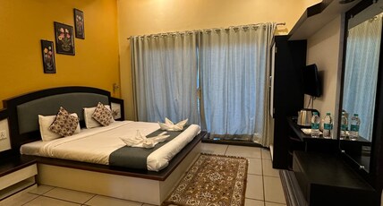 Krishna Valley Resort Room Type - AC Super Deluxe Valley View Couple Room