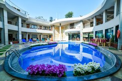 Ocean White Sands Resort & Spa