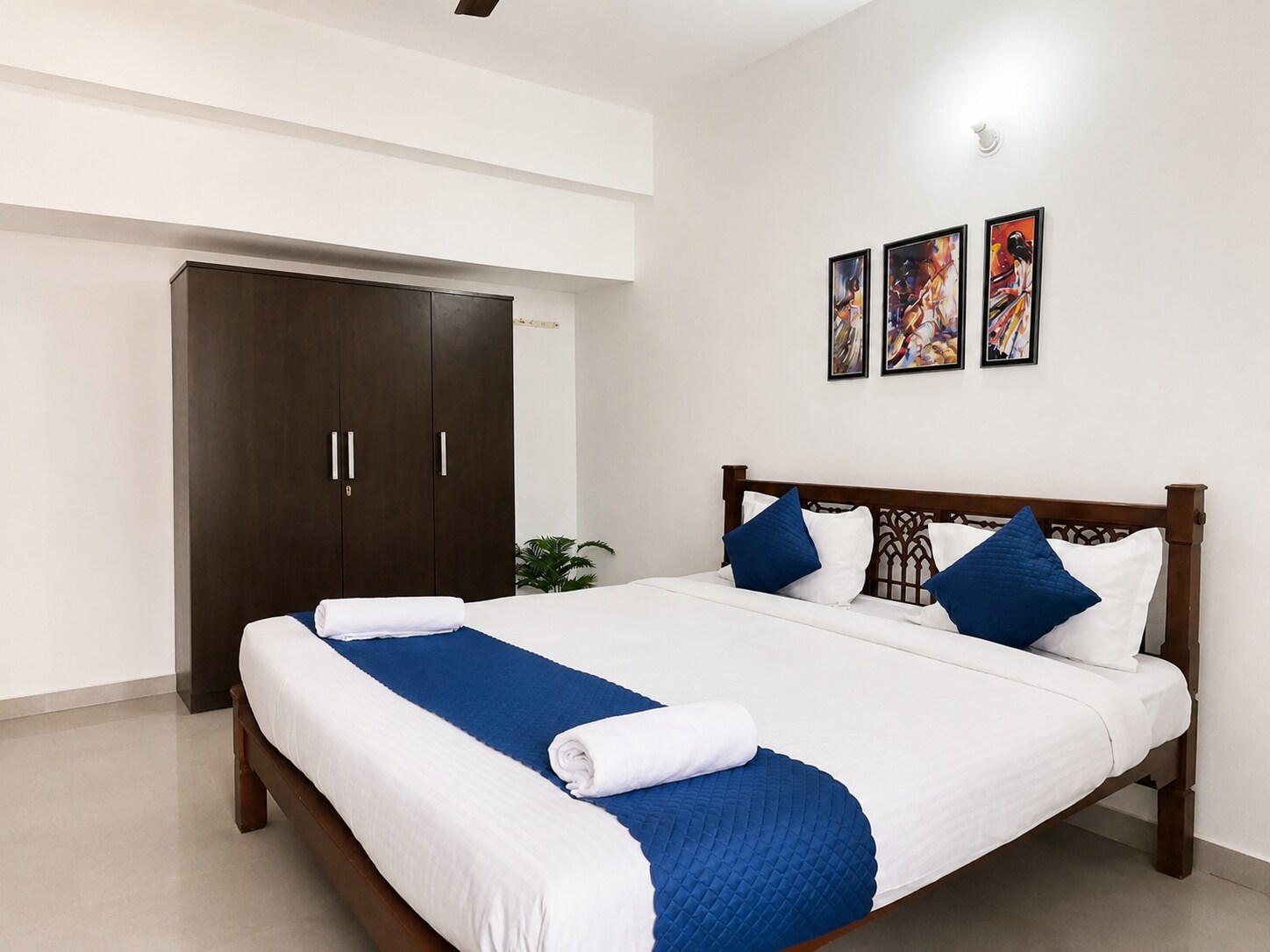 3 BHK With Courtyard Near Candolim Beach, Noth Goa - Tap to explore photos