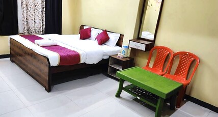 The Shiv Ganga Guest house Room Type - Double Bed Room The Shiv Ganga Guest house Room Type - Double Bed Room