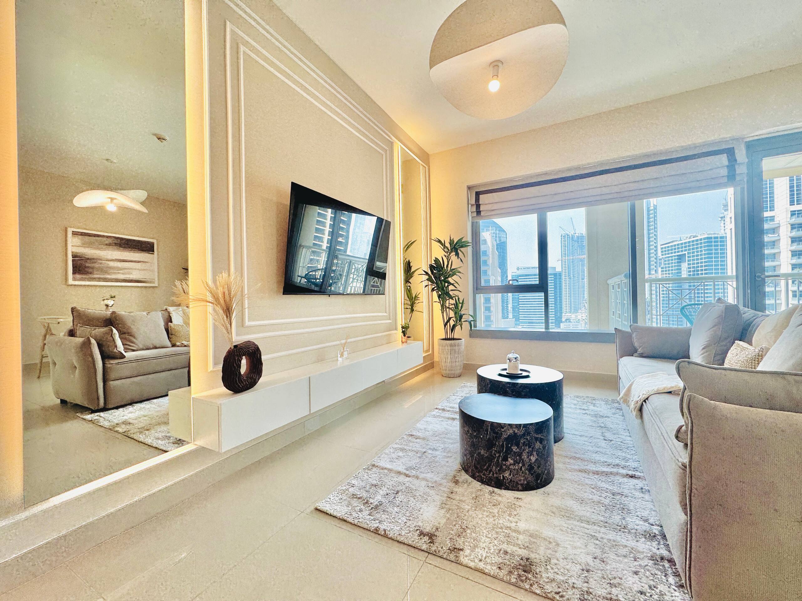 Sleek 1BR Near Burj Khalifa Pool Gym - Tap to explore photos