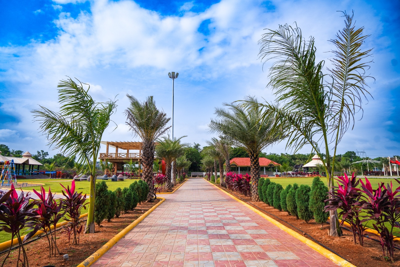 Siri Natures Valley Resort - Tap to explore photos