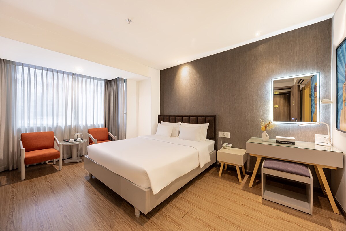 A25 Premium Hotel - 55 Le Anh Xuan - Tap to explore photos