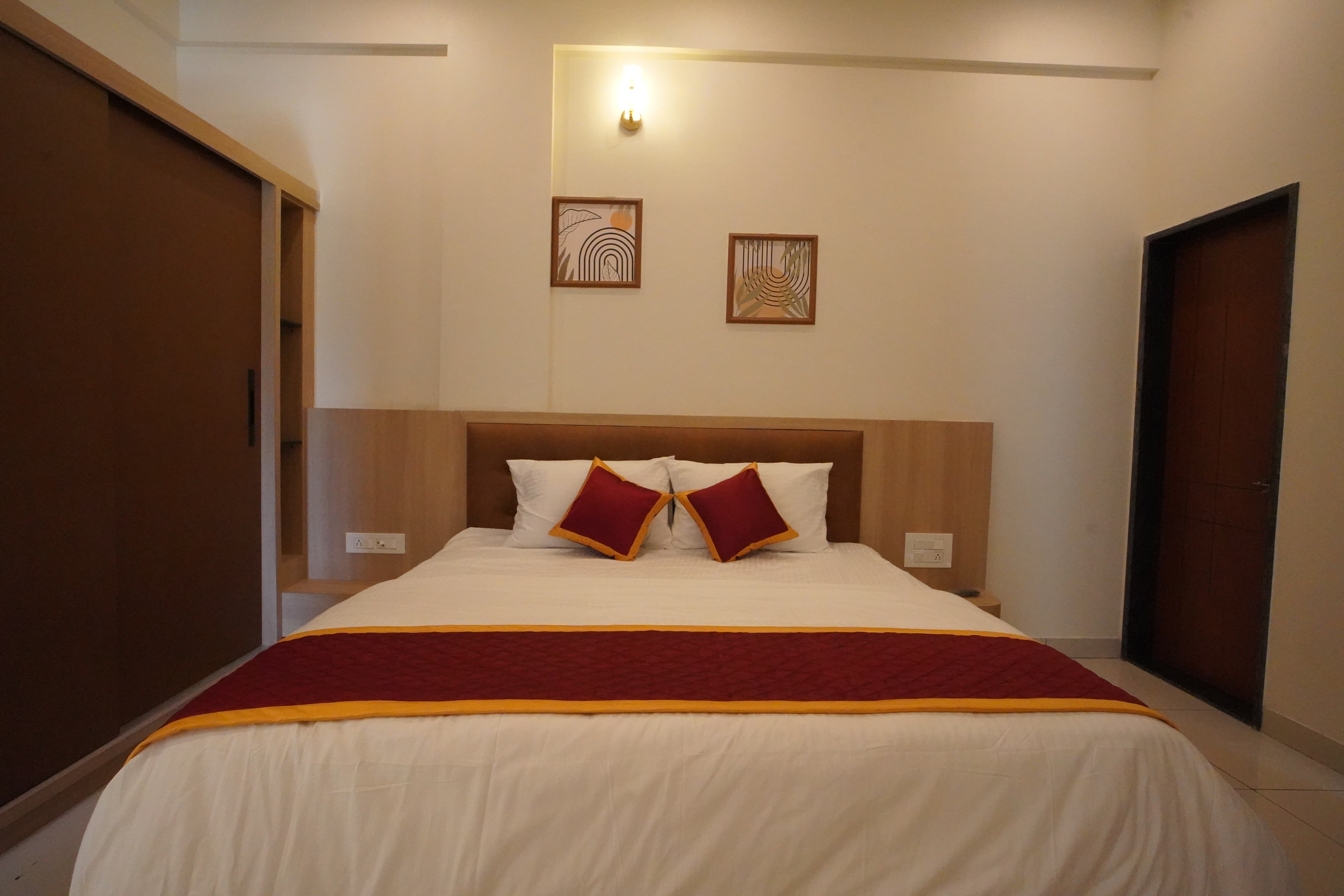 Ghatta service Apartment - Tap to explore photos