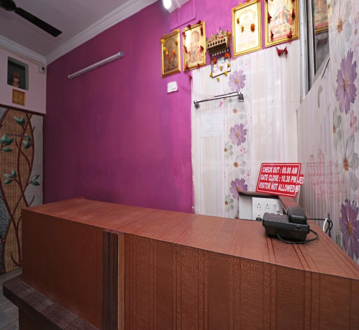 Karunamoyee Guest House - Tap to explore photos