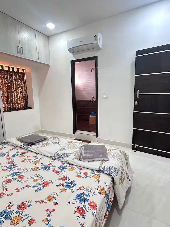 Luxury 3BHK Penthouse - Tap to explore photos