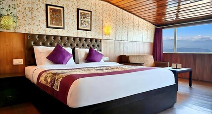 Mount Thistle Boutique Hotel, Darjeeling Room Type - Premium Room With Kanchenjunga view