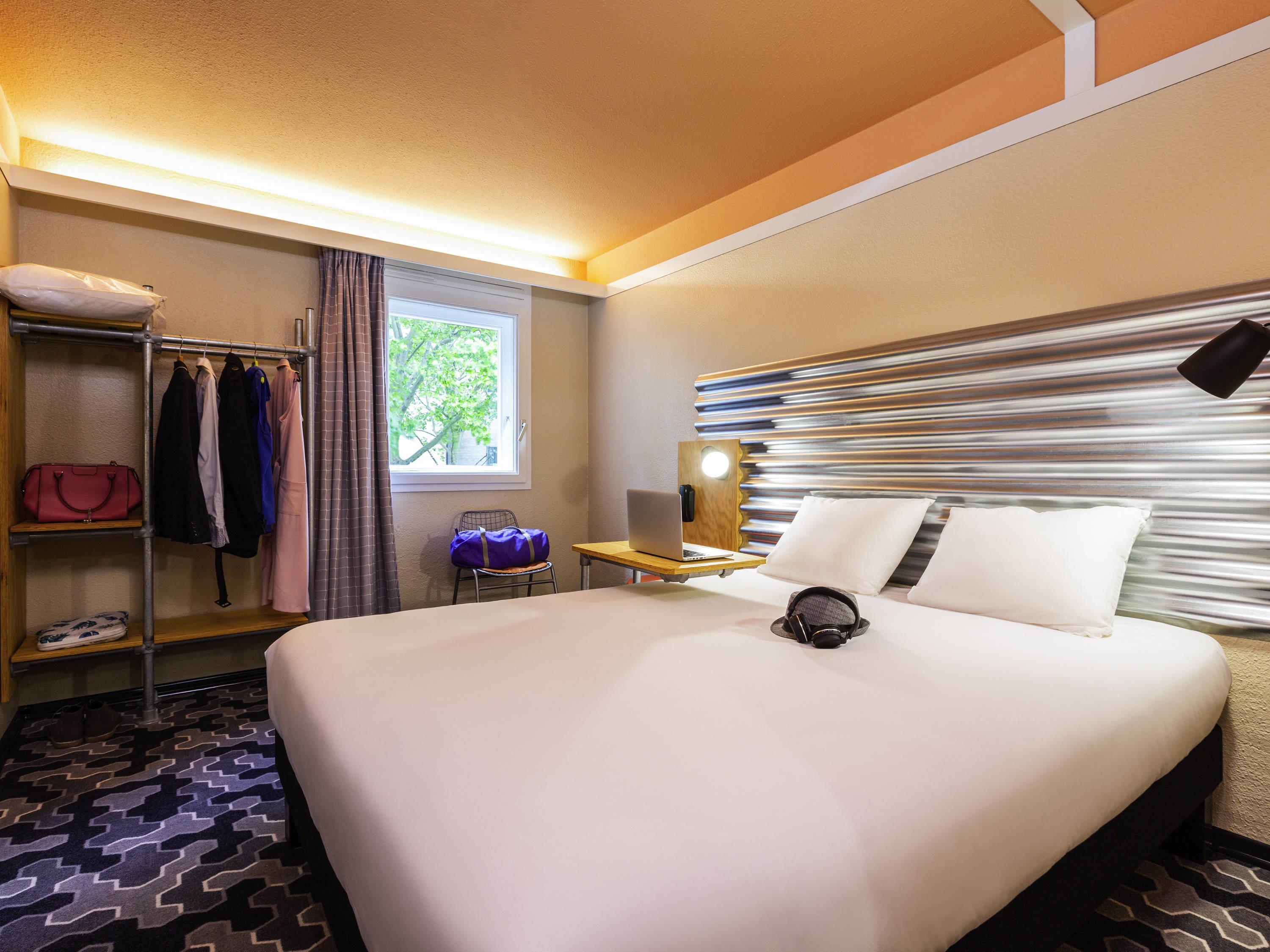 ibis Styles Bobigny Centre Pr - Tap to explore photos