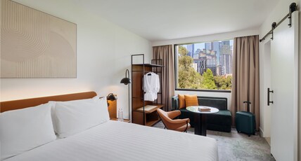 Crowne Plaza MELBOURNE CARLTON Room Type - 2 Doubles Standard City View