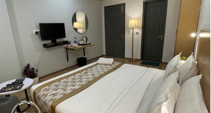 Akshay Home Stay Room Type - Deluxe Room