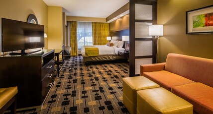 Best Western Premier University Inn Room Type - Accessible - Suite King Bed, Mobility Accessible, Bathtub, Pillowtop Bed, Sofabed, Non-Smoking, Full Best Western Premier University Inn Room Type - Accessible - Suite King Bed, Mobility Accessible, Bathtub, Pillowtop Bed, Sofabed, Non-Smoking, Full