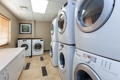 Candlewood Suites-West Springfield