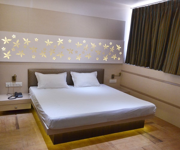 Jai Jawan Hotel - Tap to explore photos
