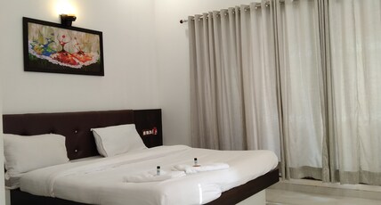 Nakhawa Beach Resort & Hotel Room Type - Deluxe Room
