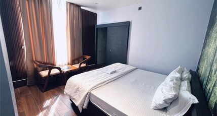 Universal Hotel Room Type - Corporate Room