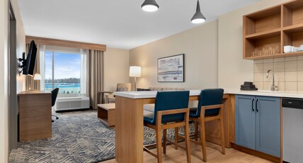 Candlewood Suites COLLINGWOOD, an IHG hotel Room Type - 1 King 1 Bedroom Suite Pet Friendly