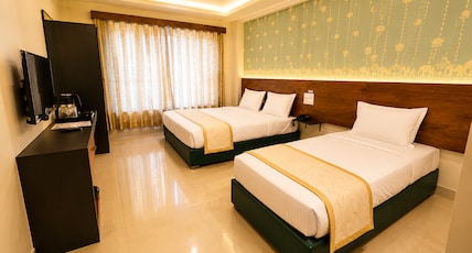Hotel Park Raama Room Type - Deluxe 3 Bedded AC Family Room Hotel Park Raama Room Type - Deluxe 3 Bedded AC Family Room